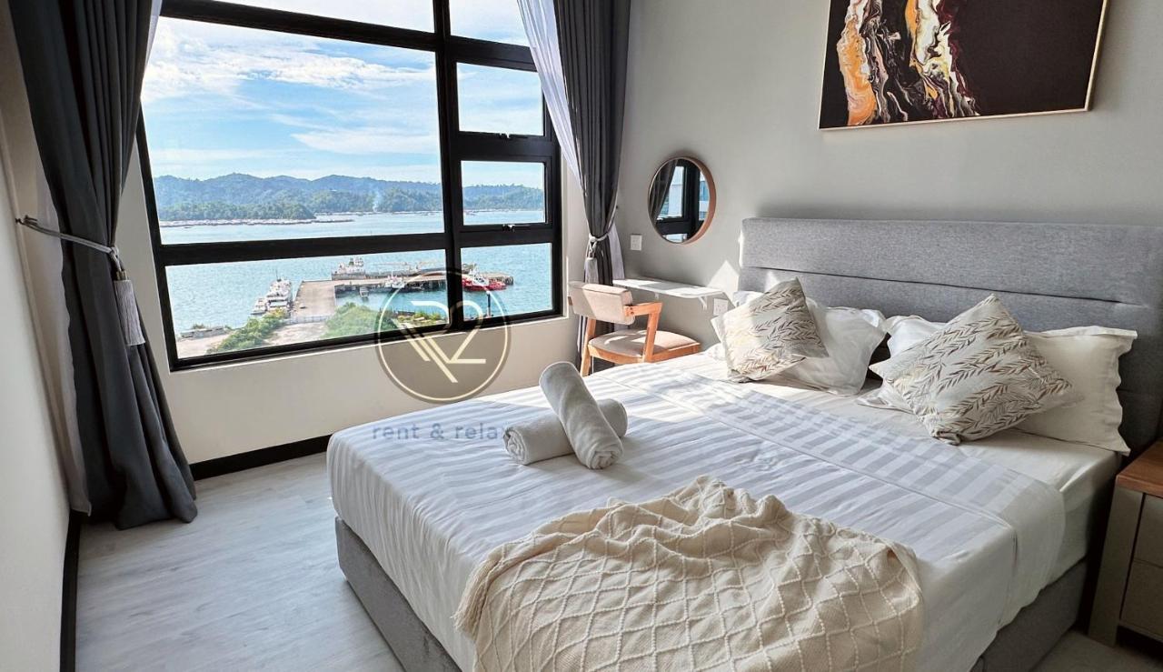 Sea&Pool View Stunning Homestay, Wifi, Netflix Near Malls, Jetty, Convenient Stores Kota Kinabalu Exteriör bild